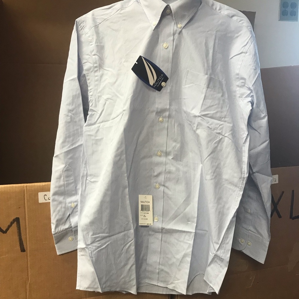 Nautica Classic Fit Light Blue Stripe Button Down Shirt sz 15 32/33